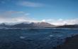 Nuo ledo laisvas mlynas vanduo (Prie eero, ledo eero. Jokulsarlon, Islandija)